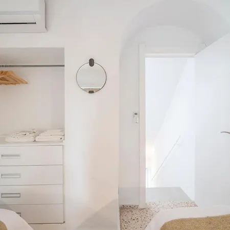 公寓 Halo - Charming Modern Townhouse Close To The