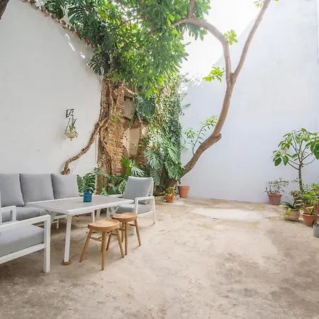 公寓 Halo - Charming Modern Townhouse Close To The 埃斯特波纳